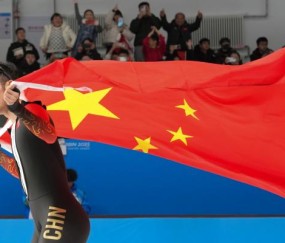 亚冬会速滑中国队狂揽11金 宁忠岩高亭宇成三冠王