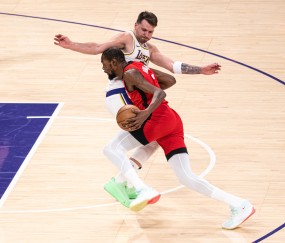 开云直播-近在咫尺！火箭距西部第二仅差2个胜场 湖人差2.5个！