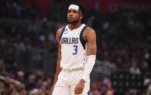 哈迪：我对自己充满信心 不管投进与否都会继续出手